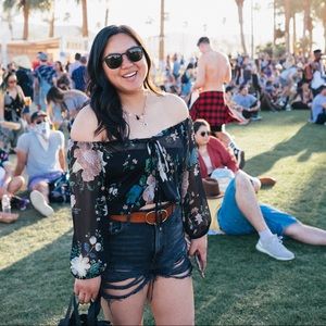 LF SEEK the Label Crop Top